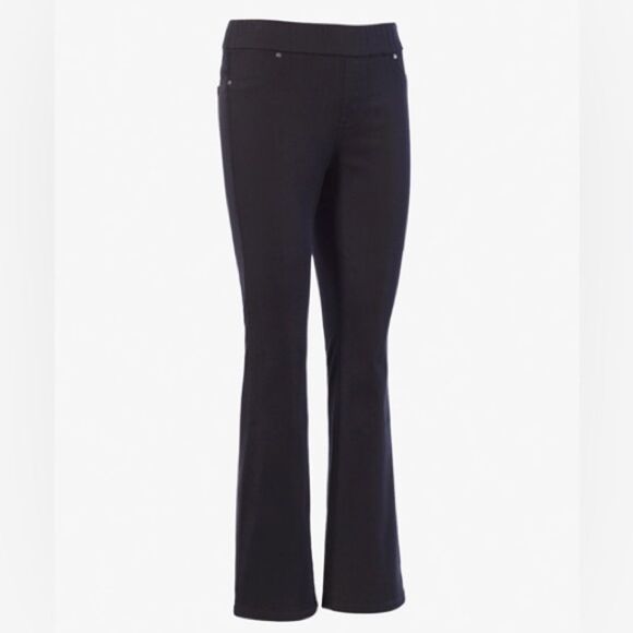 Chicos Ultimate fit boot leg black jeans. - Picture 1 of 9